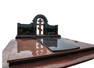 Juodo ir raudono granito kapo paminklas su dekoratyvine arka